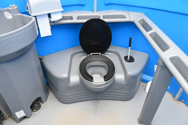 Best Portable restroom trailer rental  in Carmel, IN